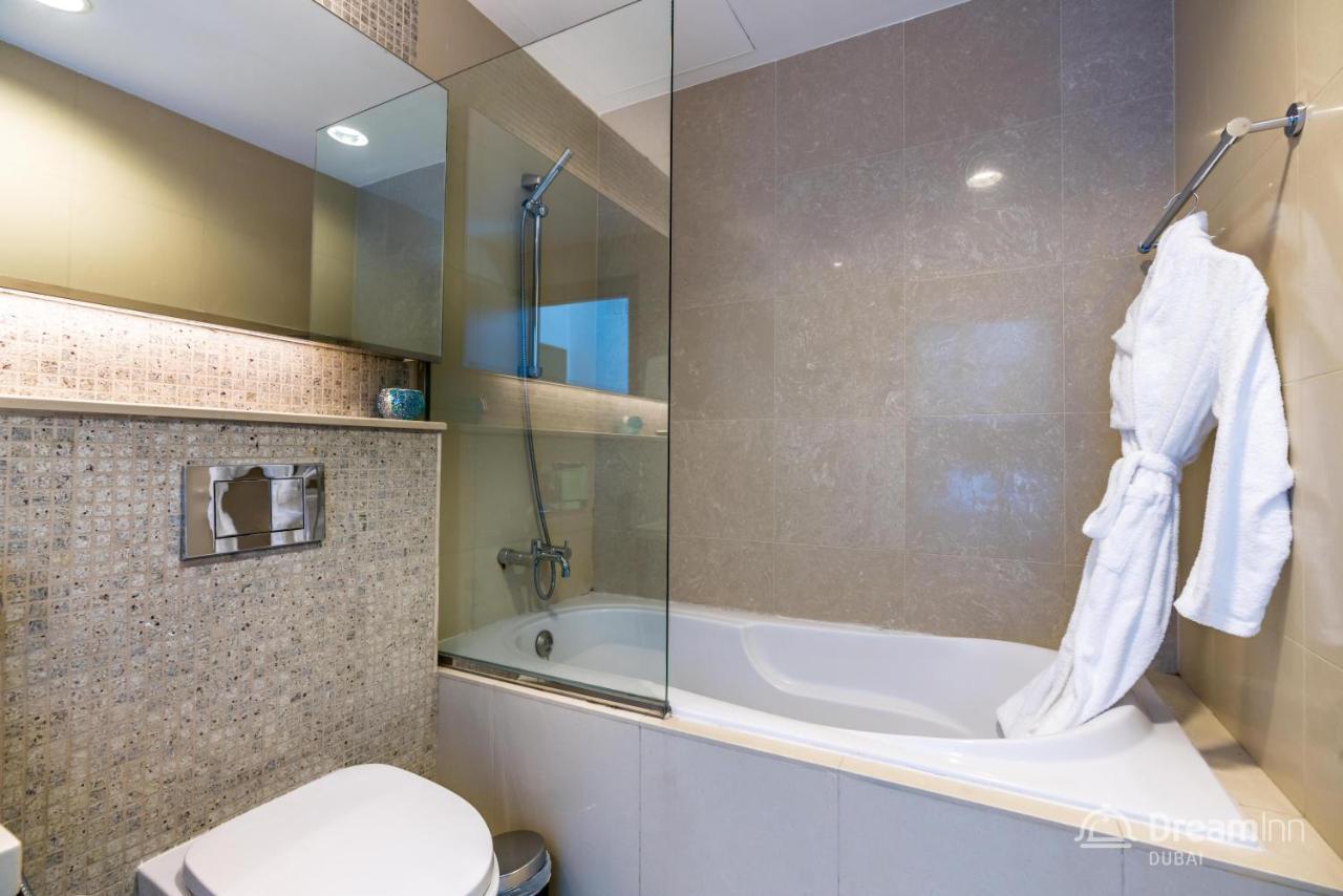 Dream Inn Apartments - Claren Downtown Дубай Экстерьер фото